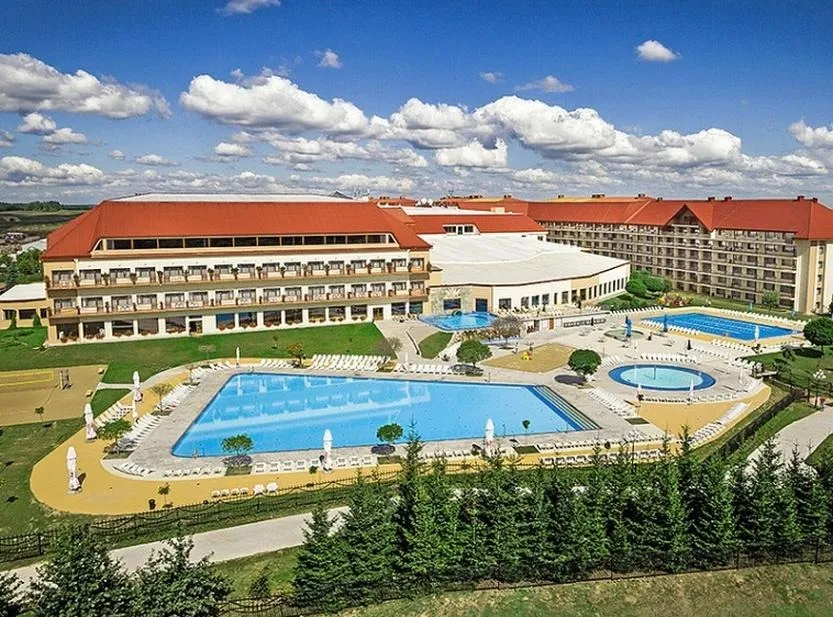 5 hoteli Gołębiewski w Polsce – od Mikołajek po Pobierowo