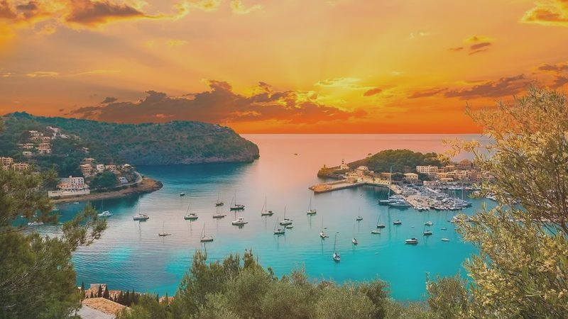 Barcelona all inclusive – czy warto? Koszty, plusy i pułapki przed rezerwacją